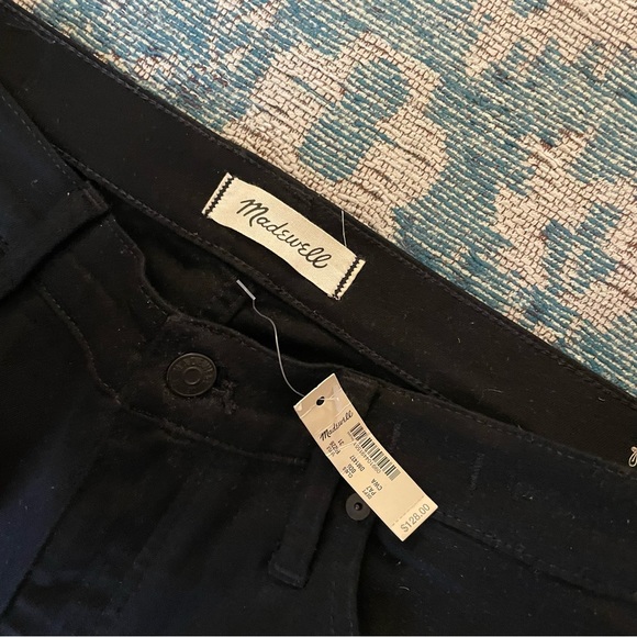 NWT - Madewell - 10” High Rise Skinny Jean - Black - Picture 5 of 7